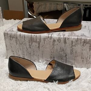 Coach and Four Fireneze Black Leather Slip On Sandals Size 7.5M
